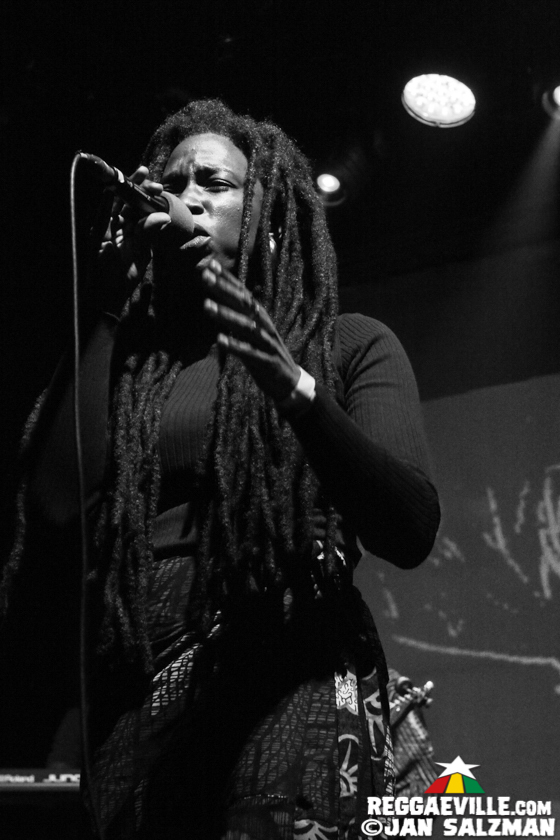 Hempress Sativa & Reemah