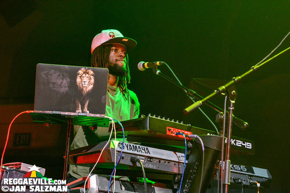 Kabaka Pyramid & Keznamdi