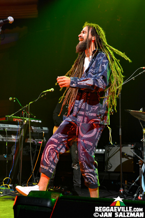 Kabaka Pyramid & Keznamdi