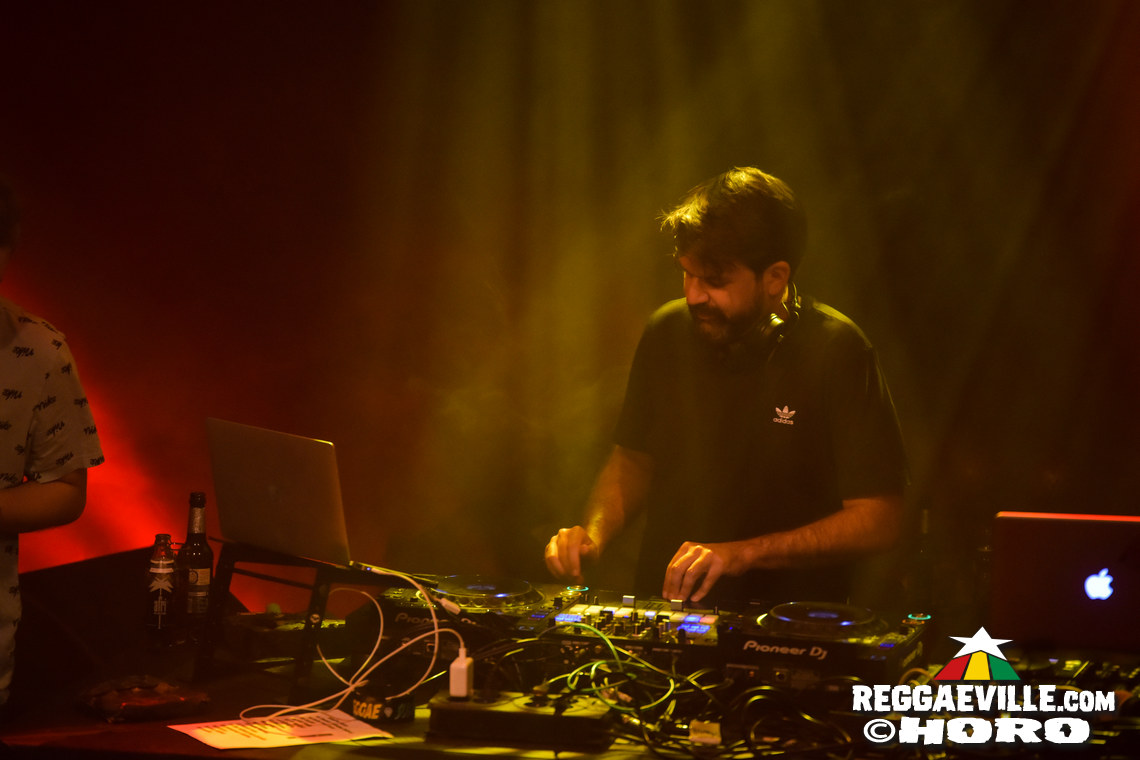 Nosliw & Deebuzz Sound, Soundvalley Movement