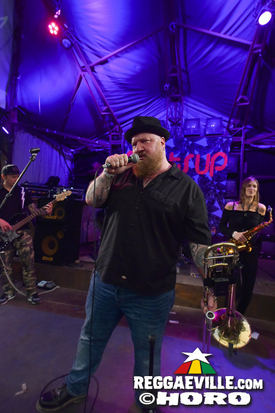 Dr. Ring Ding, TriXstar