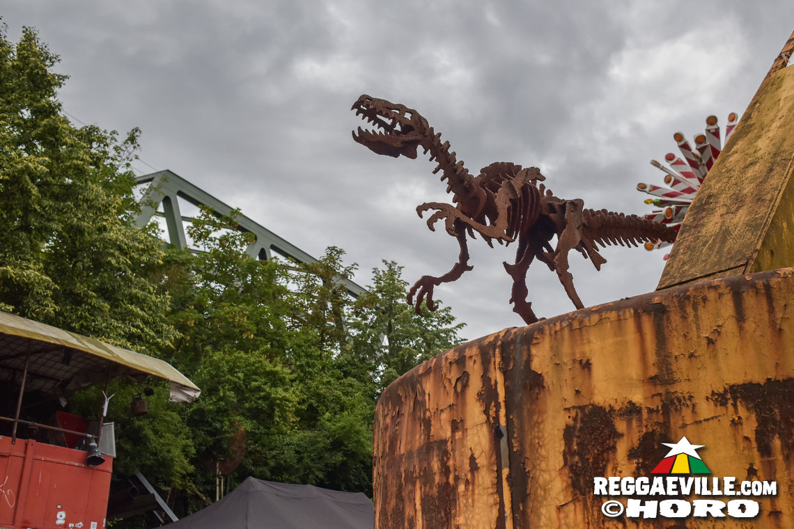 Denham Smith & Fulltune Clan, Chaliss Butto & CHaBuBa Royal C