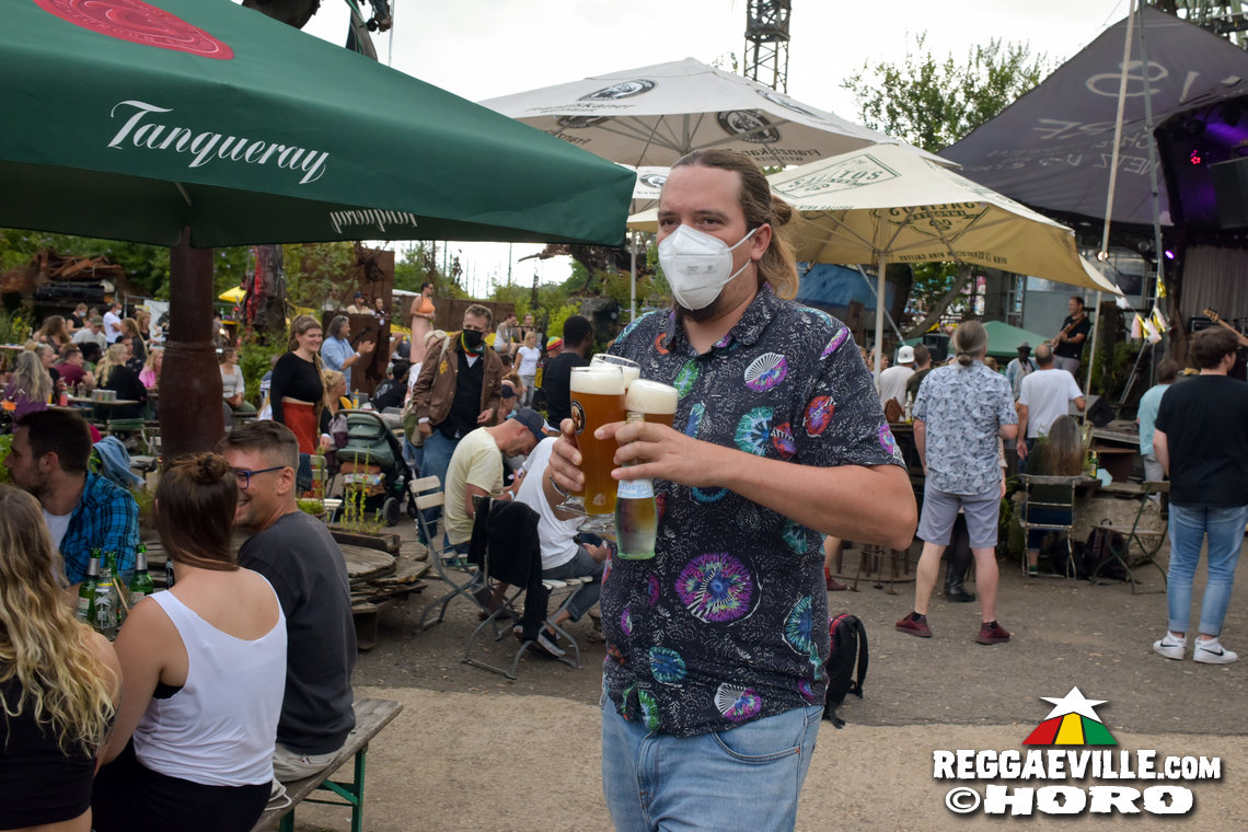 Denham Smith & Fulltune Clan, Chaliss Butto & CHaBuBa Royal C