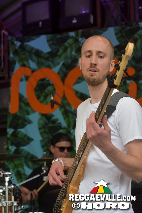 Denham Smith & Fulltune Clan, Chaliss Butto & CHaBuBa Royal C