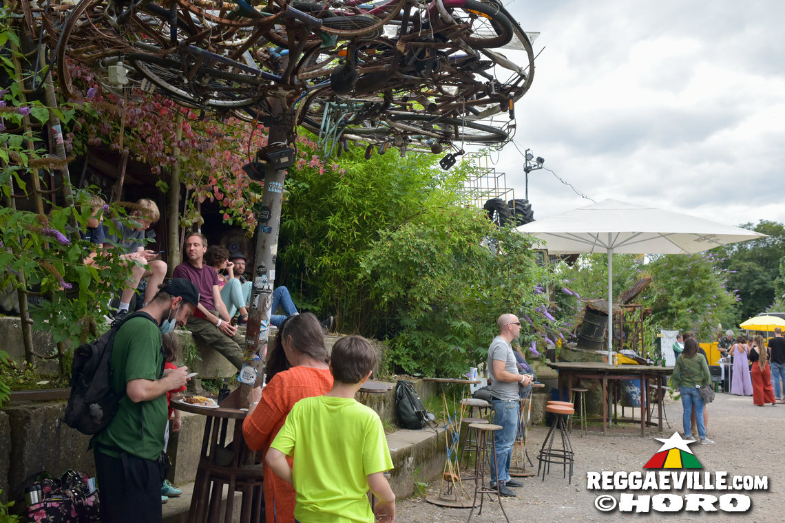 Denham Smith & Fulltune Clan, Chaliss Butto & CHaBuBa Royal C