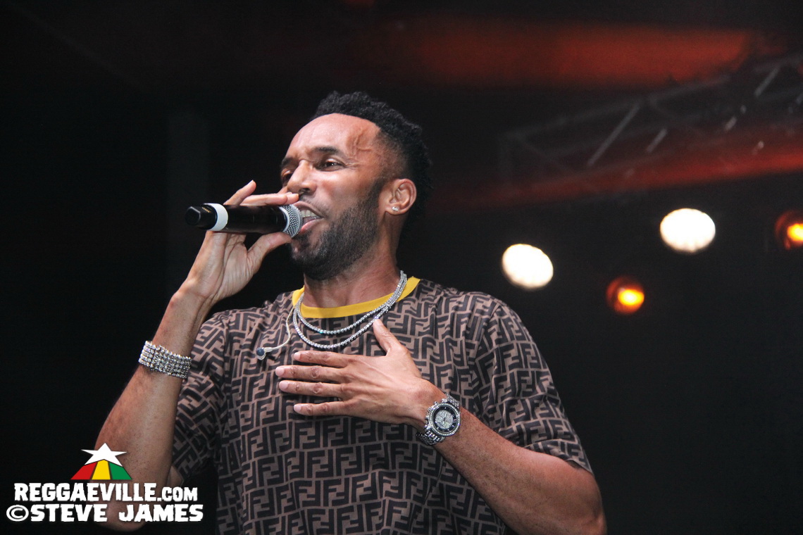 Cham, Mr. Vegas, Christopher Martin, Yaksta