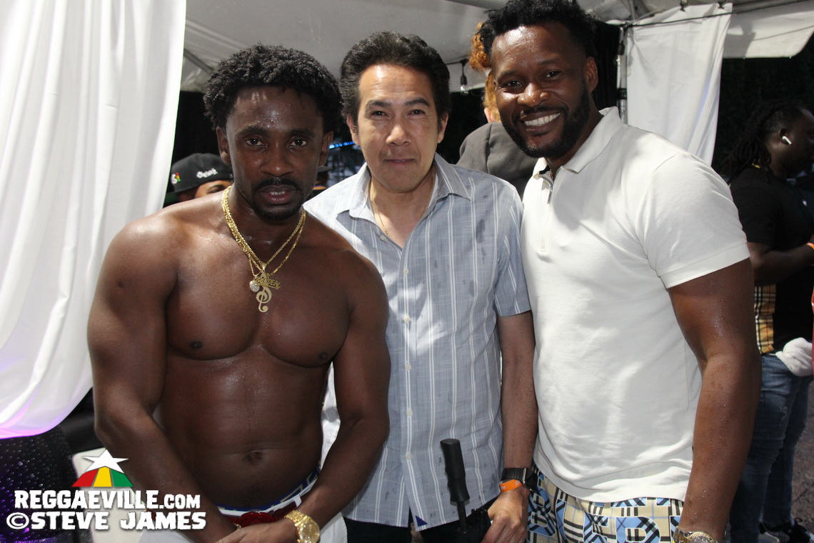 Cham, Mr. Vegas, Christopher Martin, Yaksta
