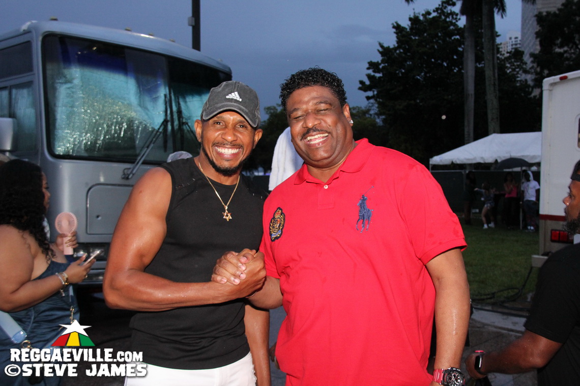 Cham, Mr. Vegas, Christopher Martin, Yaksta