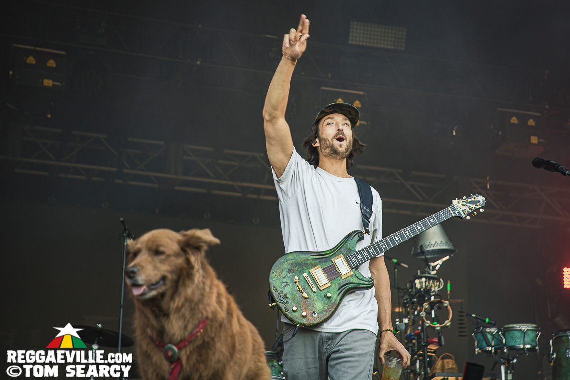 Tribal Seeds feat. Hector Roots Lewis, Stick Figure, Iya Terra