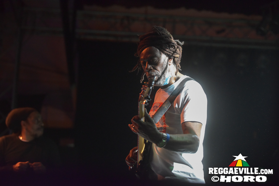 Dreadzone, Carlton Jumel Smith, The Stingers ATX