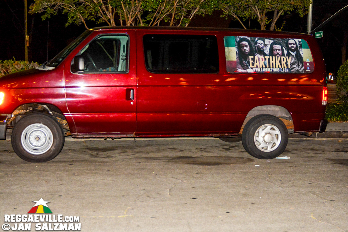 Earthkry, Rik Jam & Janeel Mills