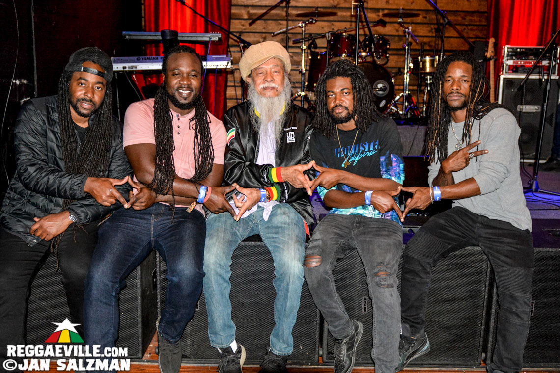 Earthkry, Rik Jam & Janeel Mills