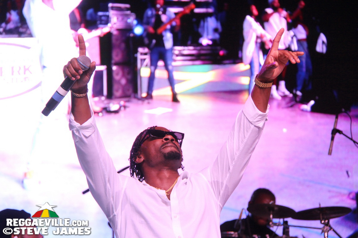 Romain Virgo, Christopher Martin