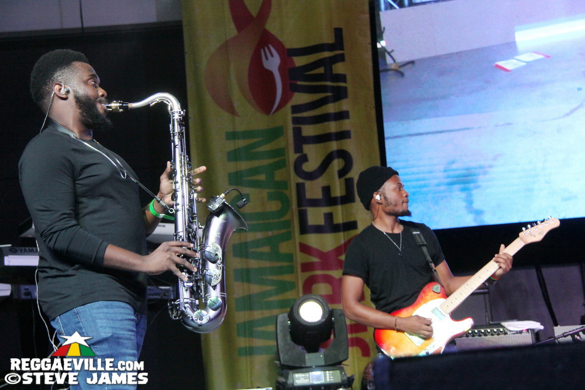 Romain Virgo, Christopher Martin