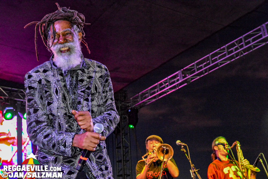 Don Carlos, Mykal Rose