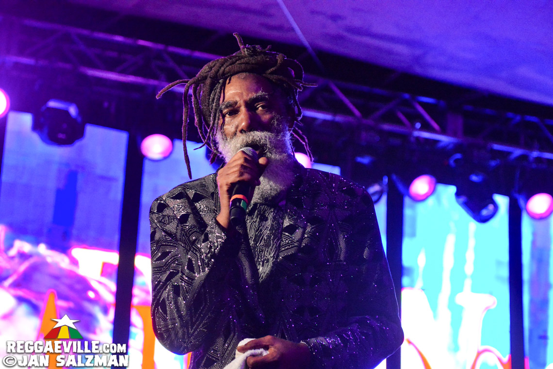 Don Carlos, Mykal Rose