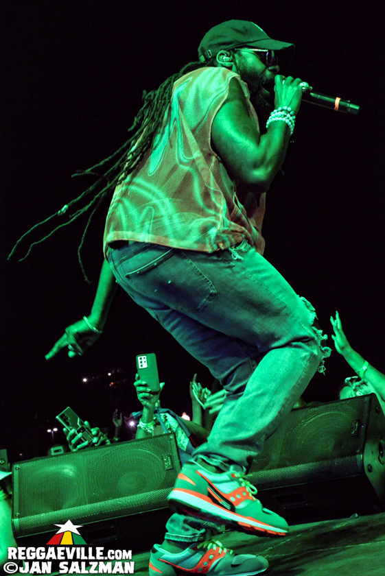 Tarrus Riley, Mr. Vegas
