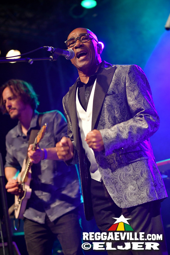 Keith & Tex feat. Rudy Mills with The Steadytones