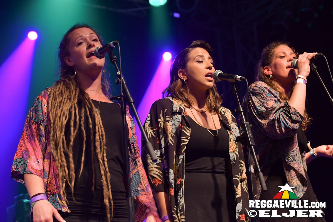 Keith & Tex feat. Rudy Mills with The Steadytones