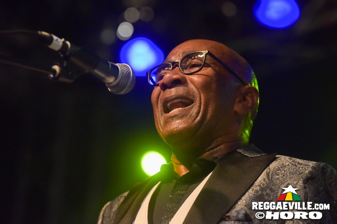 Keith & Tex feat. Rudy Mills with The Steadytones