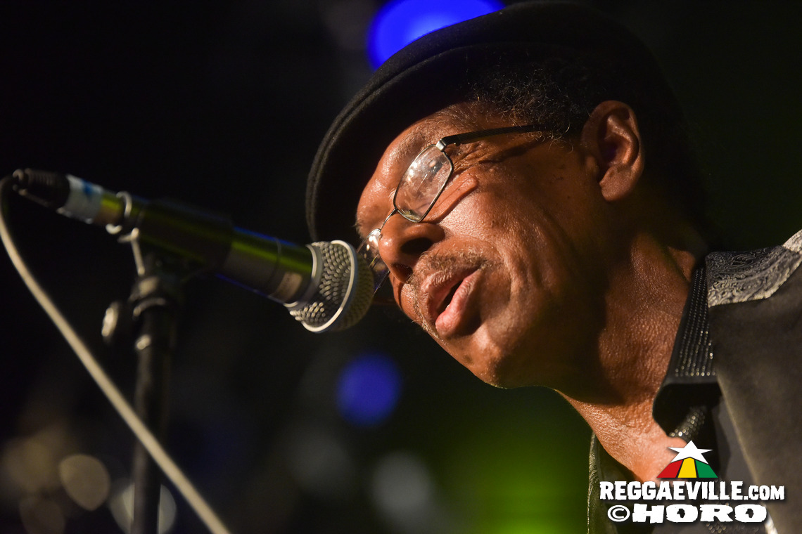 Keith & Tex feat. Rudy Mills with The Steadytones