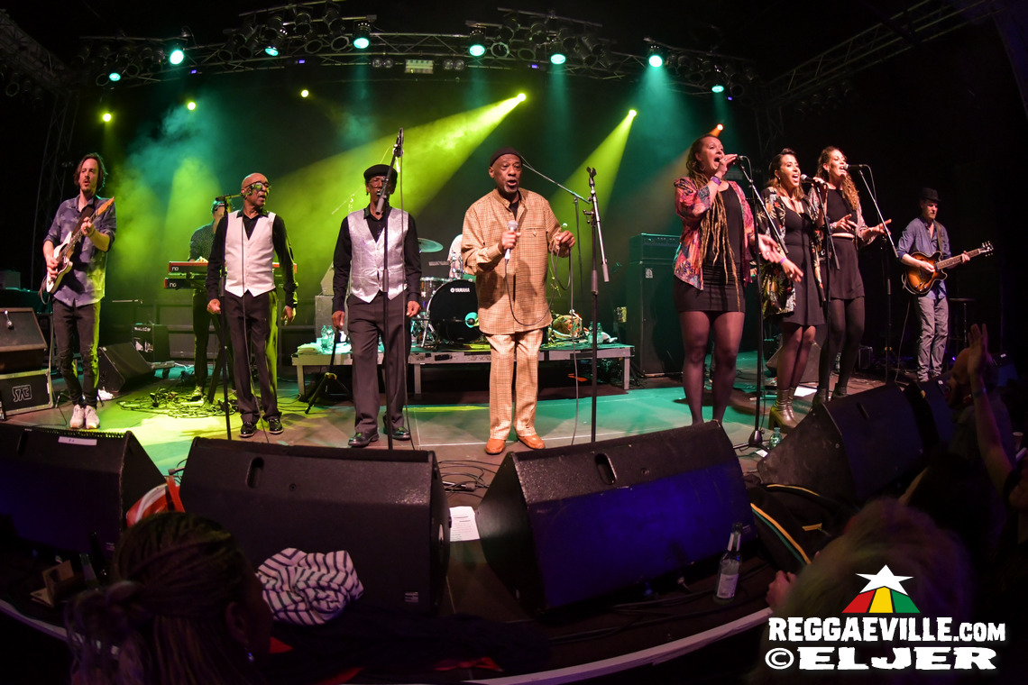 Keith & Tex feat. Rudy Mills with The Steadytones