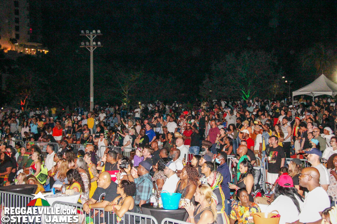 Yellowman & K'reema, Locos Por Juana, Majah Hype