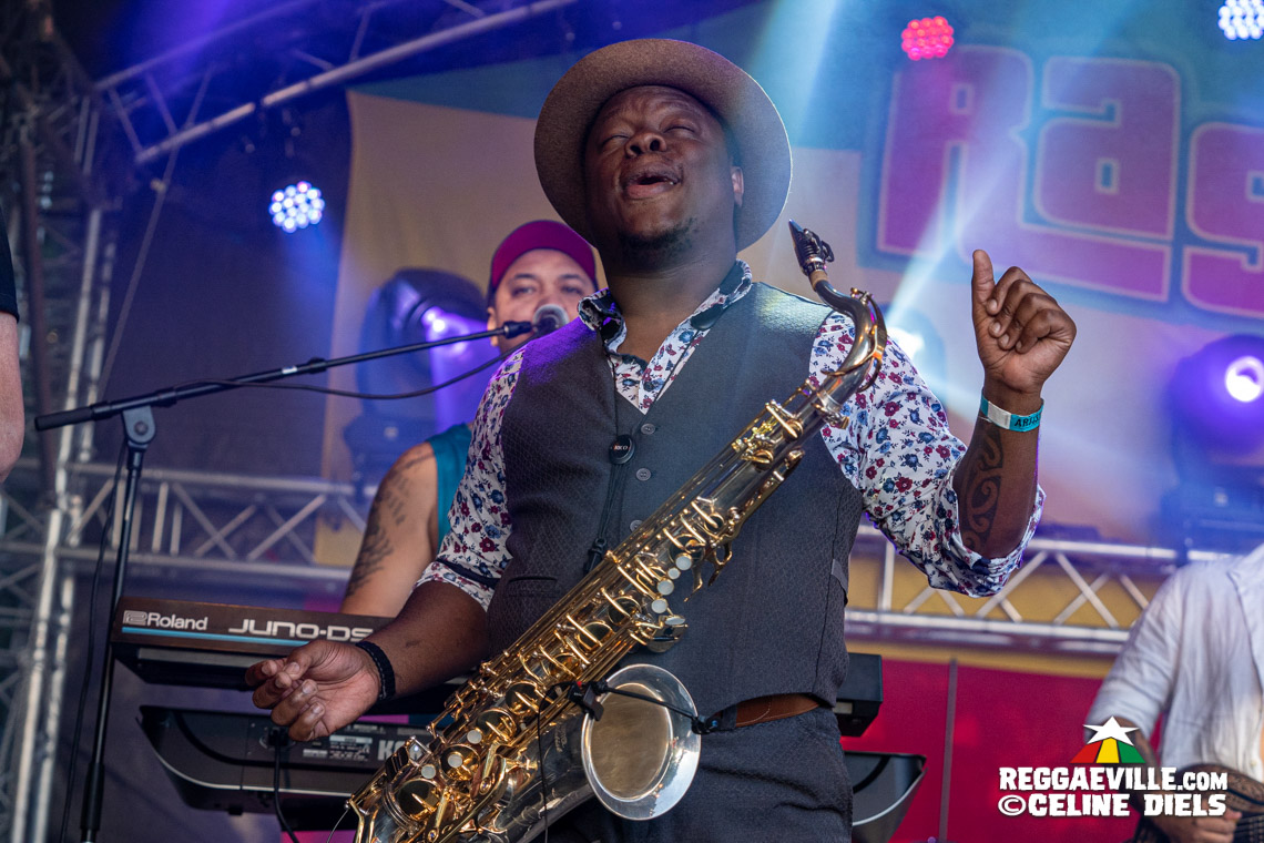 Katchafire, Earl Sixteen