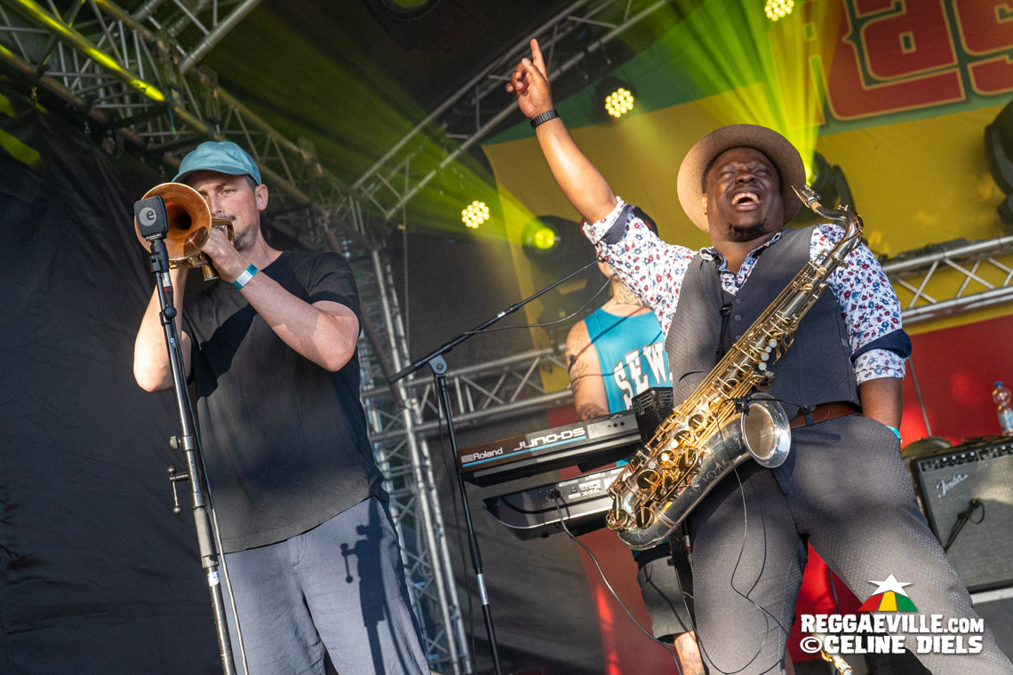 Katchafire, Earl Sixteen