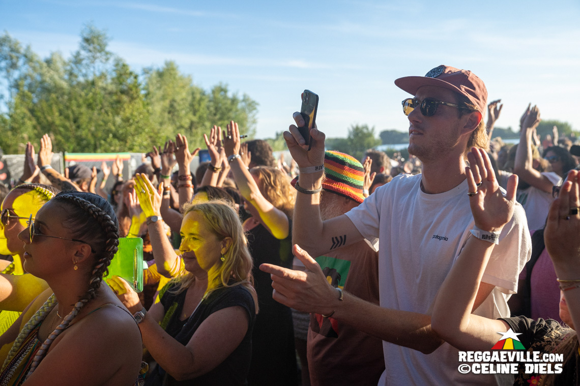 Katchafire, Earl Sixteen