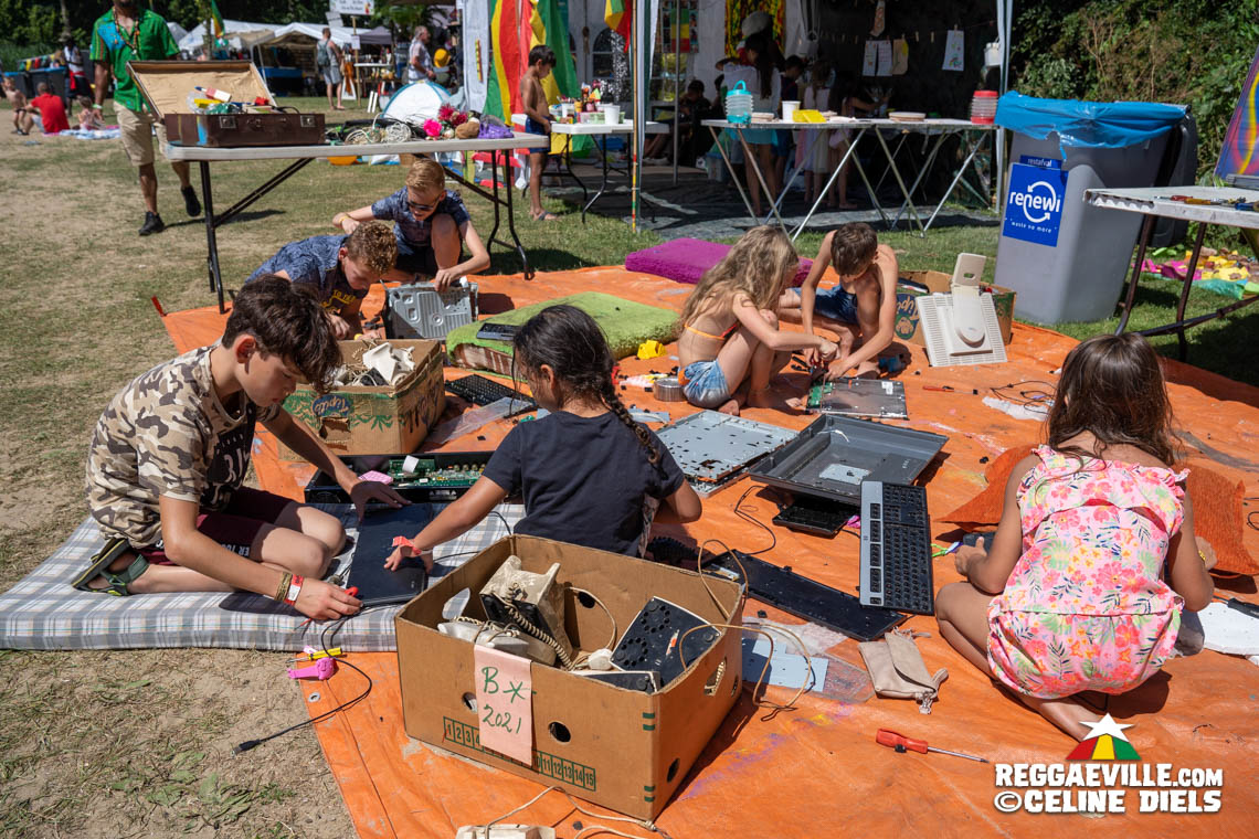 Meta & The Cornerstones, Eman & Dreadless