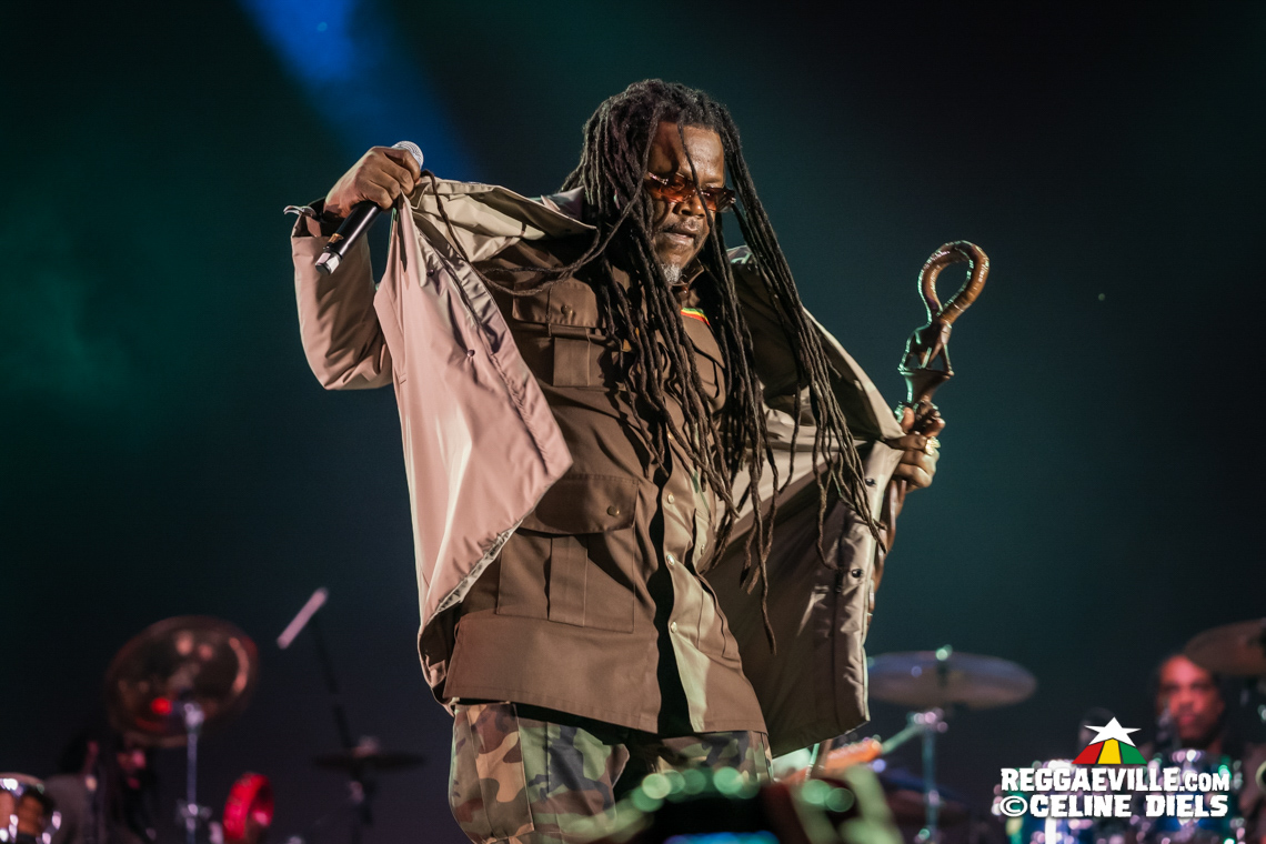 Luciano, Christopher Ellis, Mortimer