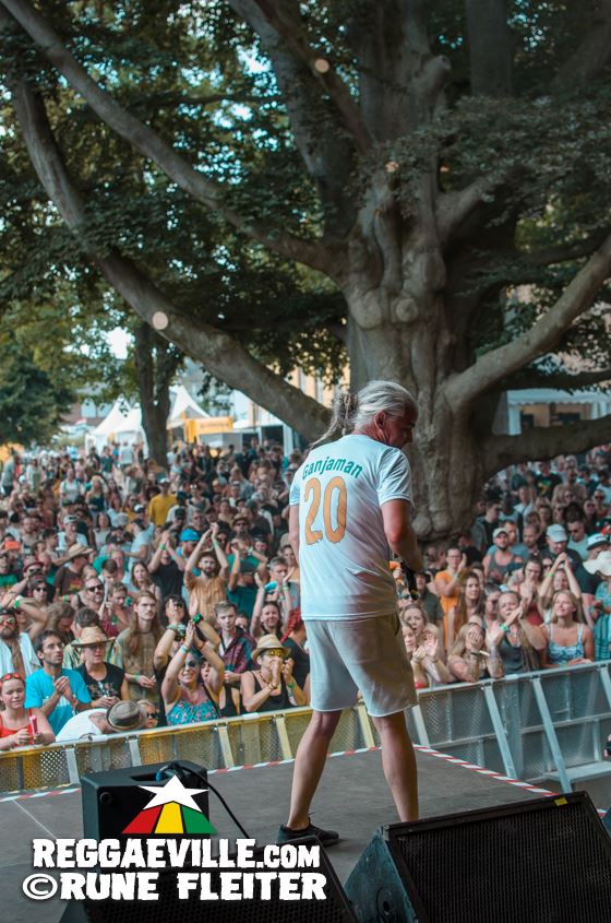 Ganjaman, Kingseyes, Irie Miah & The Massive Vibes