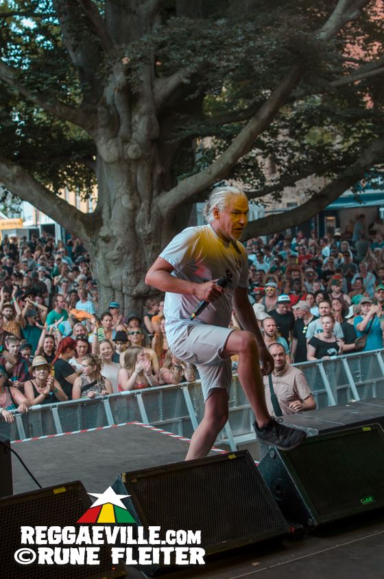 Ganjaman, Kingseyes, Irie Miah & The Massive Vibes