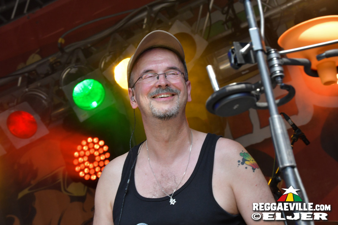 Ganjaman, Kingseyes, Irie Miah & The Massive Vibes