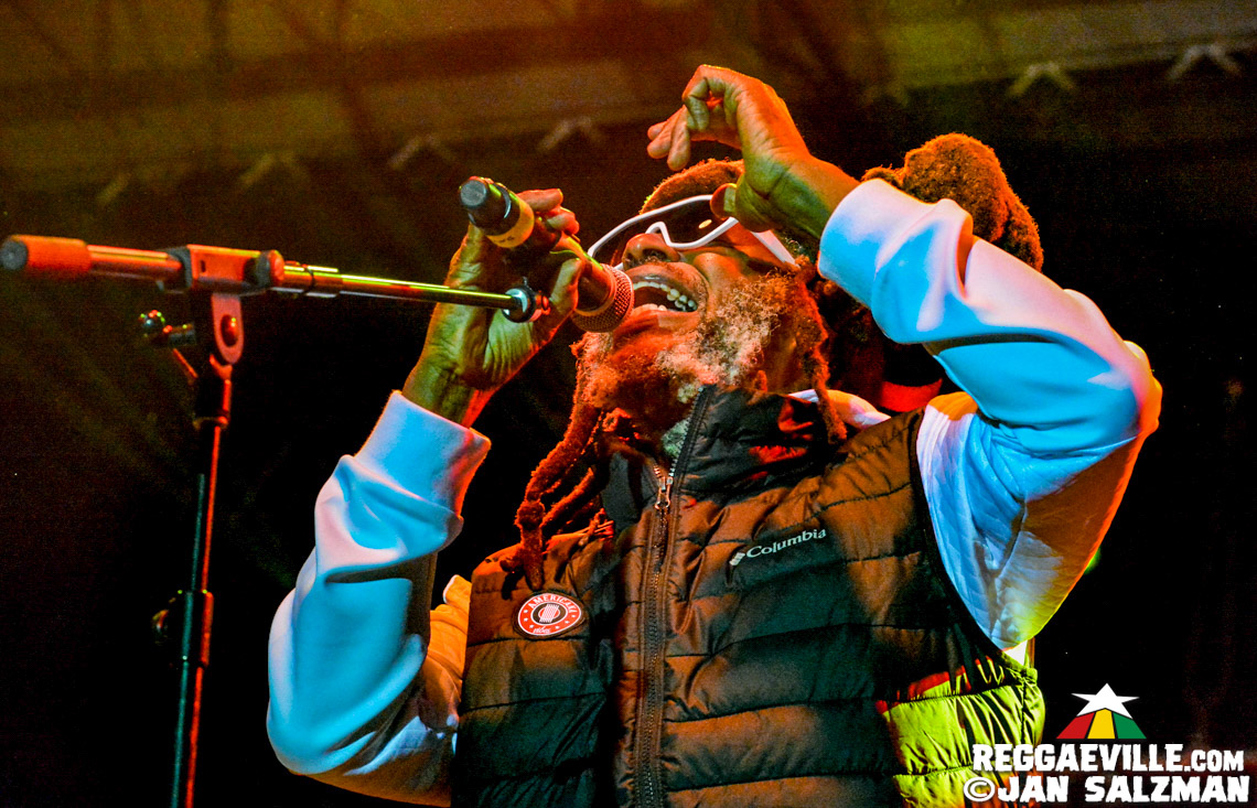 Barrington Levy, Steel Pulse