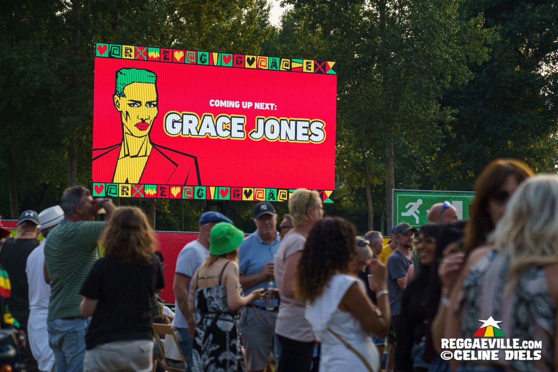 Grace Jones, Etana