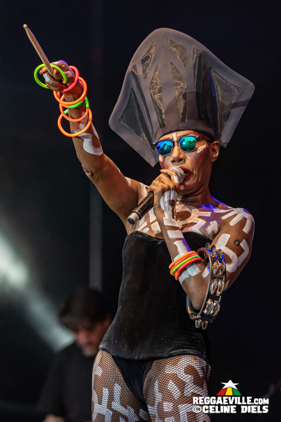 Grace Jones, Etana