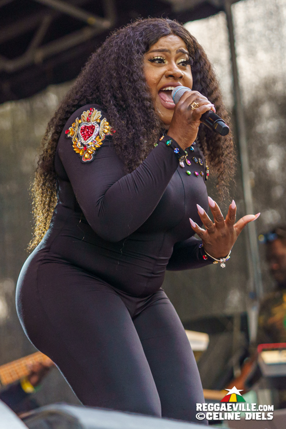 Grace Jones, Etana