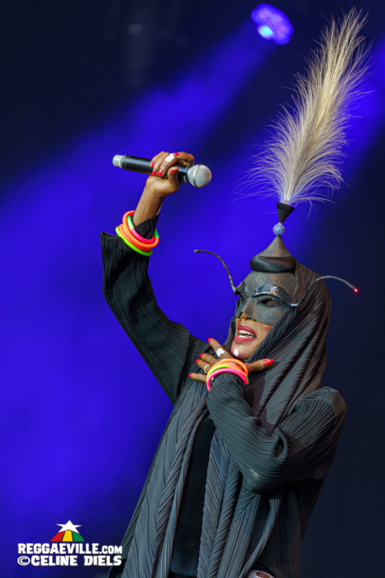 Grace Jones, Etana