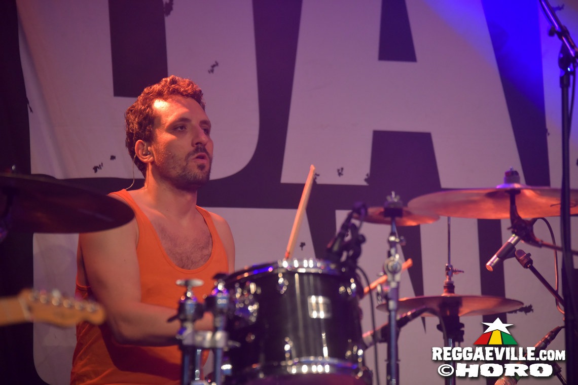 Banda Senderos, Grasshoppers