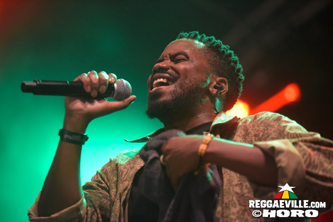 Banda Senderos, Grasshoppers