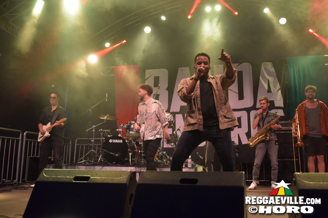 Banda Senderos, Grasshoppers