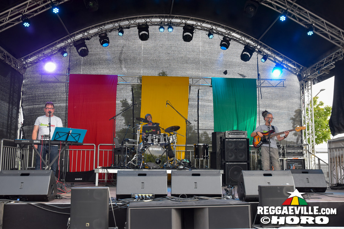 Banda Senderos, Grasshoppers