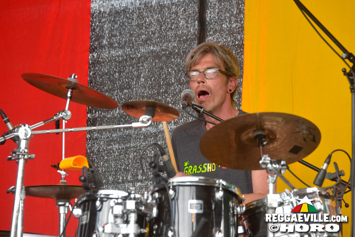 Banda Senderos, Grasshoppers