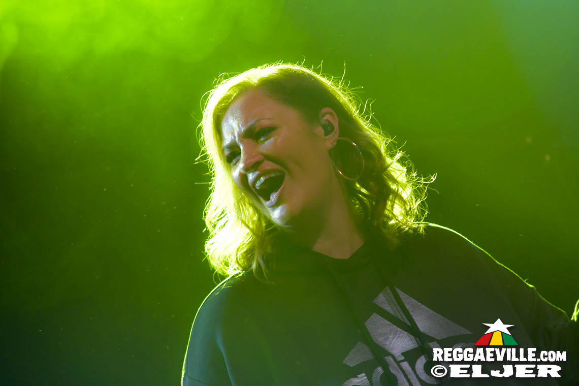 The Slapstickers, Cut Capers