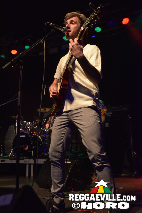 The Slapstickers, Cut Capers