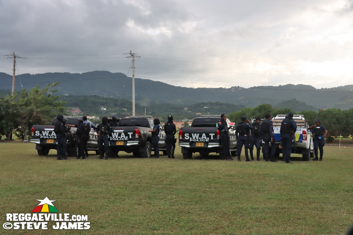 Etana, Fantan Mojah, Roze Don, Droop Lion, Shane O...