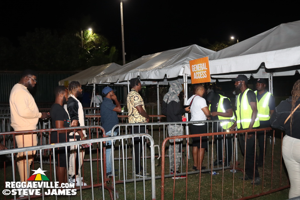 Etana, Fantan Mojah, Roze Don, Droop Lion, Shane O...