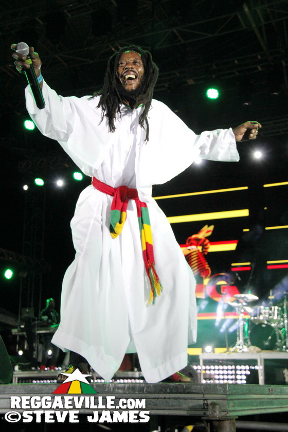 Etana, Fantan Mojah, Roze Don, Droop Lion, Shane O...